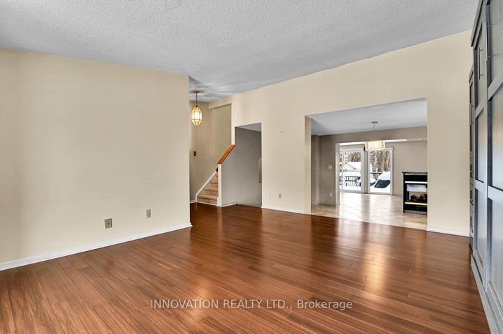 Photo 4 at 152 Burnetts Grove Circle, Nepean (Pheasant Run), Ottawa