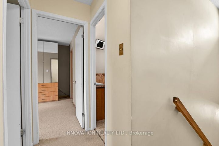 Photo 16 at 152 Burnetts Grove Circle, Nepean (Pheasant Run), Ottawa