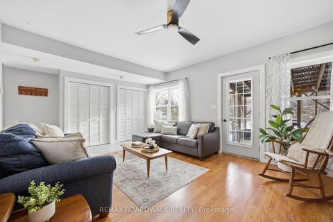 Photo 3 at 32 Cockburn Street, Perth