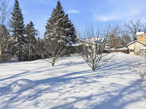 Photo 18 at 32 Cockburn Street, Perth