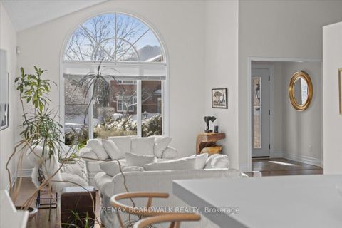 Photo 3 at 1367 Talcy Crescent, Fallingbrook/Ridgemount, Orleans