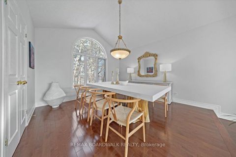 Photo 7 at 1367 Talcy Crescent, Fallingbrook/Ridgemount, Orleans