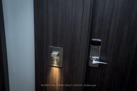 Photo 3 at 213 - 300 Lisgar Street, Ottawa Centre