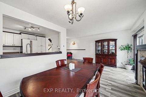 Photo 4 at 100 - 1145 D'erable Place, Convent Glen North, Orleans