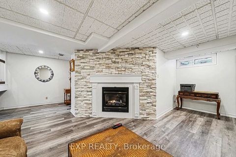 Photo 15 at 100 - 1145 D'erable Place, Convent Glen North, Orleans