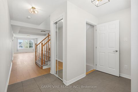 Photo 3 at 582 Meadowcreek Circle, Emerald Meadows/Trailwest, Kanata