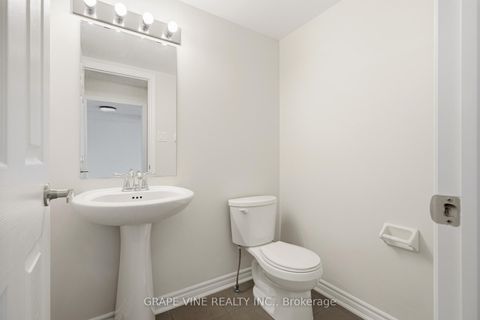 Photo 8 at 582 Meadowcreek Circle, Emerald Meadows/Trailwest, Kanata