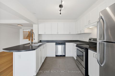 Photo 11 at 582 Meadowcreek Circle, Emerald Meadows/Trailwest, Kanata