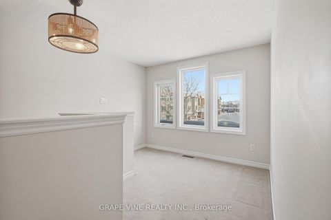 Photo 13 at 582 Meadowcreek Circle, Emerald Meadows/Trailwest, Kanata