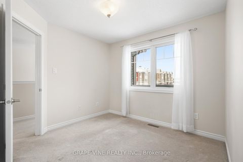 Photo 14 at 582 Meadowcreek Circle, Emerald Meadows/Trailwest, Kanata