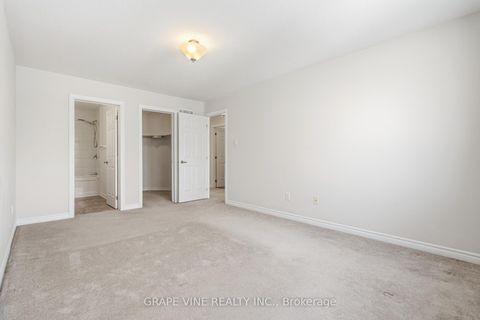 Photo 22 at 582 Meadowcreek Circle, Emerald Meadows/Trailwest, Kanata