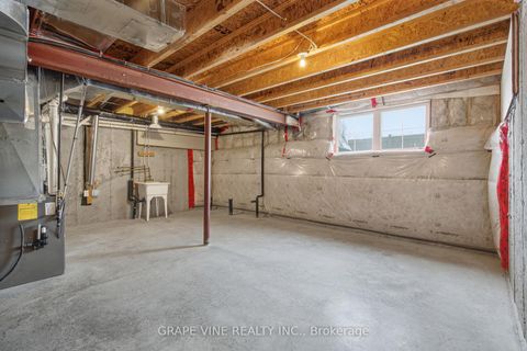 Photo 27 at 582 Meadowcreek Circle, Emerald Meadows/Trailwest, Kanata