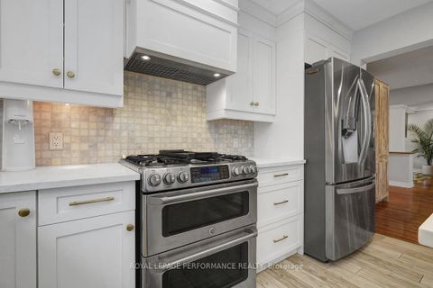 Photo 13 at 6164 Ravine Way, Hiawatha Park/Convent Glen, Orleans