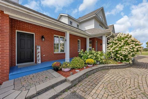 Photo 5 at 3057 Greenland Road, Dunrobin Shores, Constance Bay