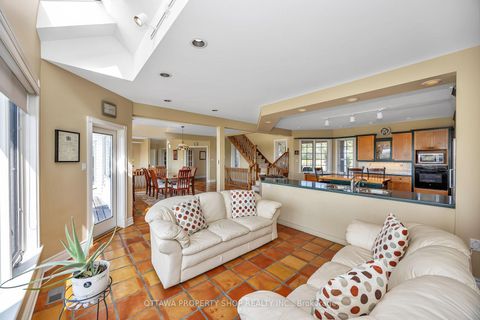 Photo 9 at 3057 Greenland Road, Dunrobin Shores, Constance Bay