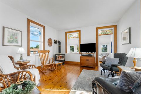 Photo 12 at 17 Victoria Street, Arnprior