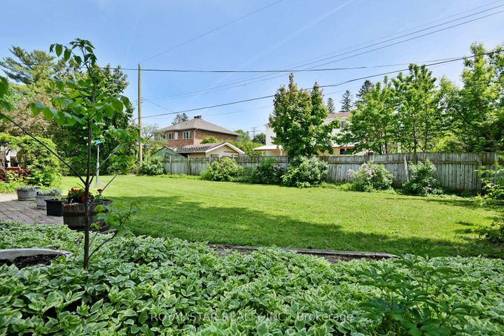 Photo 28 at 84 St Claire Avenue, Nepean (Meadowlands/St. Claire Gardens), Ottawa