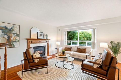 Photo 6 at 2 Sherring Crescent, Kanata Lakes/Heritage Hills, Kanata