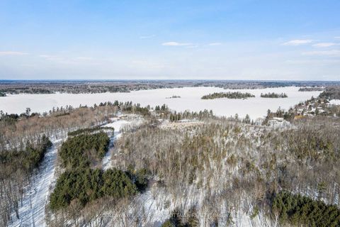 Photo 3 at 155 Maplebush Trail, Drummond/North Elmsley (North Elmsley) Twp, Drummond/North Elmsley