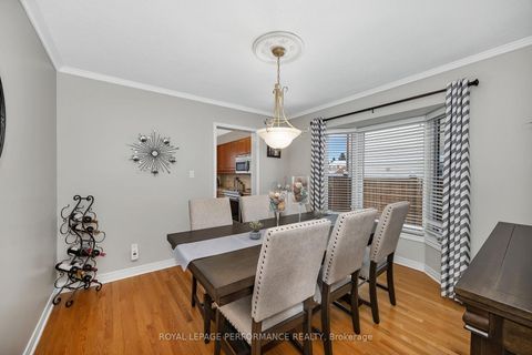 Photo 18 at 1391 Mountainside Crescent E, Bilberry Creek/Queenswood Heights, Orleans