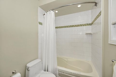 Photo 27 at 1391 Mountainside Crescent E, Bilberry Creek/Queenswood Heights, Orleans