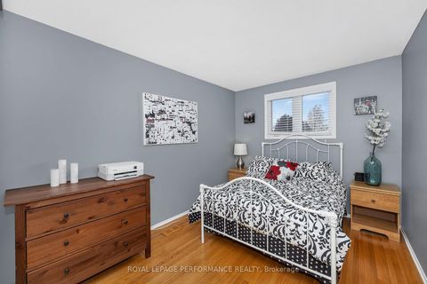 Photo 28 at 1391 Mountainside Crescent E, Bilberry Creek/Queenswood Heights, Orleans