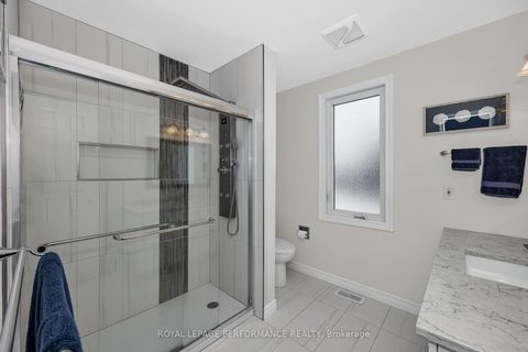 Photo 33 at 1391 Mountainside Crescent E, Bilberry Creek/Queenswood Heights, Orleans