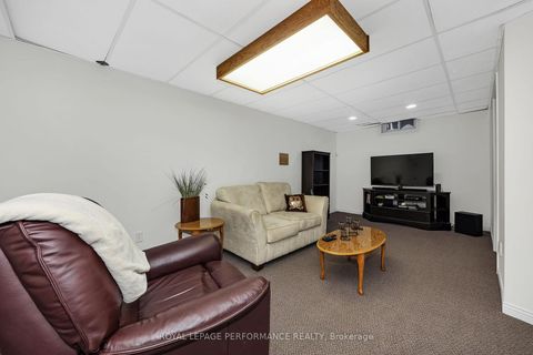 Photo 36 at 1391 Mountainside Crescent E, Bilberry Creek/Queenswood Heights, Orleans