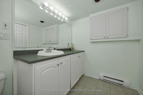 Photo 40 at 1391 Mountainside Crescent E, Bilberry Creek/Queenswood Heights, Orleans