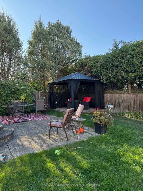 Photo 43 at 1391 Mountainside Crescent E, Bilberry Creek/Queenswood Heights, Orleans