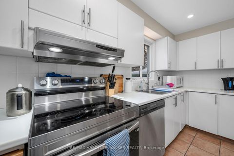 Photo 11 at 1849 Montereau Avenue, Chapel Hill, Orleans