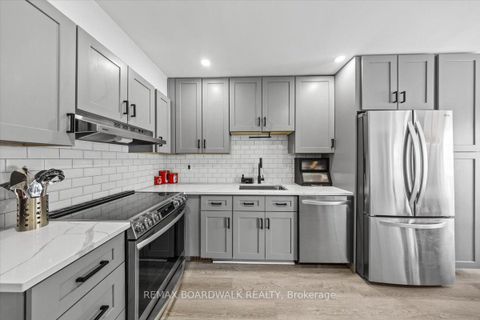 Photo 12 at 294 Valade Crescent, Fallingbrook/Pineridge, Orleans