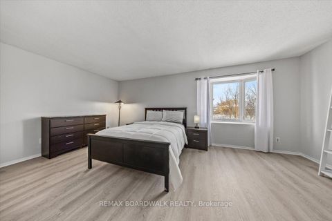 Photo 16 at 294 Valade Crescent, Fallingbrook/Pineridge, Orleans