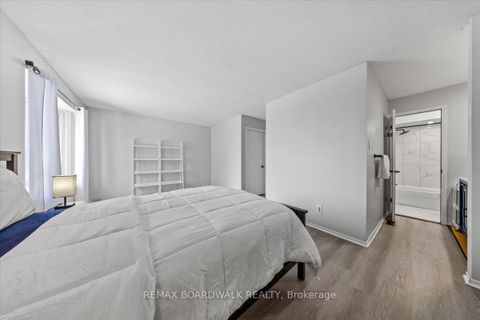 Photo 18 at 294 Valade Crescent, Fallingbrook/Pineridge, Orleans