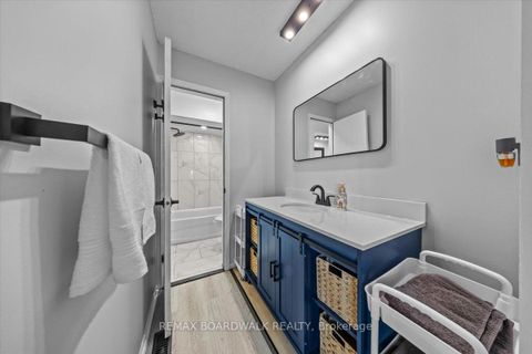 Photo 19 at 294 Valade Crescent, Fallingbrook/Pineridge, Orleans