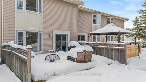 Photo 35 at 294 Valade Crescent, Fallingbrook/Pineridge, Orleans