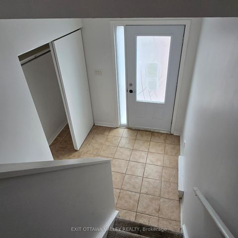 Photo 4 at 3 - 10 Charles Street, Arnprior