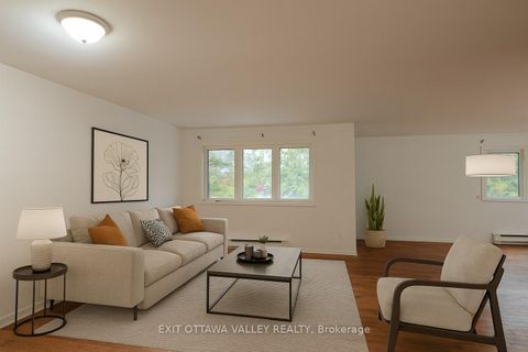 Photo 7 at 3 - 10 Charles Street, Arnprior