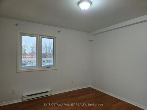 Photo 18 at 3 - 10 Charles Street, Arnprior