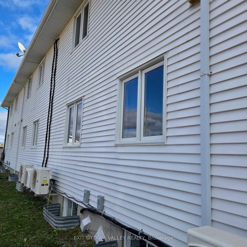 Photo 34 at 3 - 10 Charles Street, Arnprior