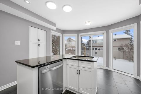 Photo 16 at 944 Raftsman Lane, Convent Glen, Orleans