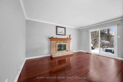 Photo 19 at 944 Raftsman Lane, Convent Glen, Orleans