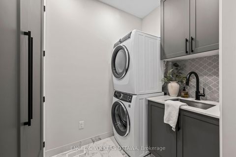 Photo 17 at 23 Pacing Walk, Goulbourn Twp From Franktown Rd/South To Rideau, Stittsville