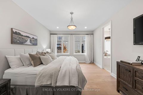 Photo 21 at 23 Pacing Walk, Goulbourn Twp From Franktown Rd/South To Rideau, Stittsville