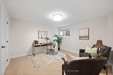 Photo 30 at 23 Pacing Walk, Goulbourn Twp From Franktown Rd/South To Rideau, Stittsville