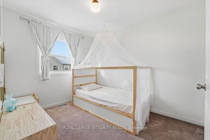 Photo 23 at 404 Sadar Private, Nepean (Cedargrove/Fraserdale), Ottawa