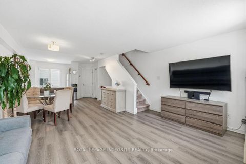 Photo 15 at 404 Sadar Private, Nepean (Cedargrove/Fraserdale), Ottawa