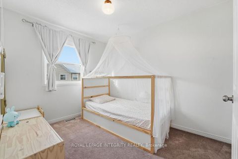 Photo 23 at 404 Sadar Private, Nepean (Cedargrove/Fraserdale), Ottawa