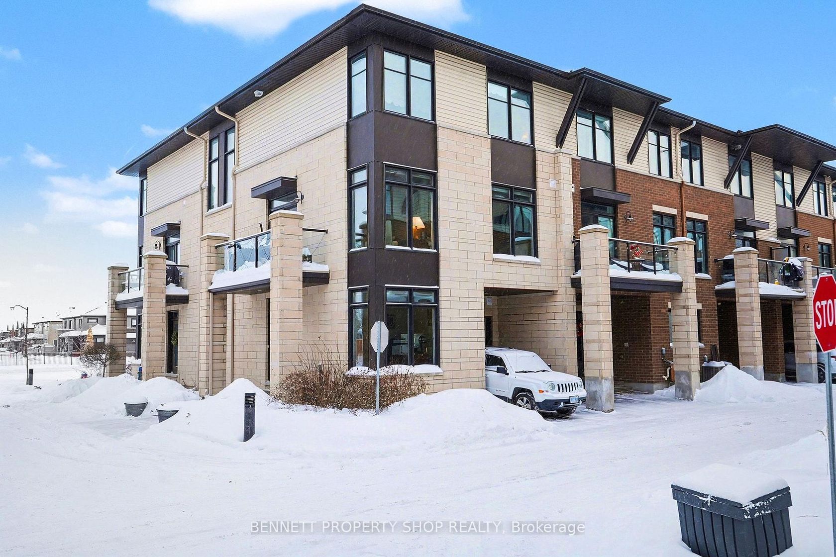 400 Chaperal Private, Avalon West, Orleans 2