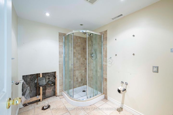 Photo 19 at 2061 Prince Of Wales Drive, Nepean (Rideau Heights/Rideau River), Ottawa